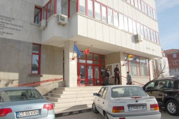 Trei firme au fost reclamate la Parchet pentru munca la negru